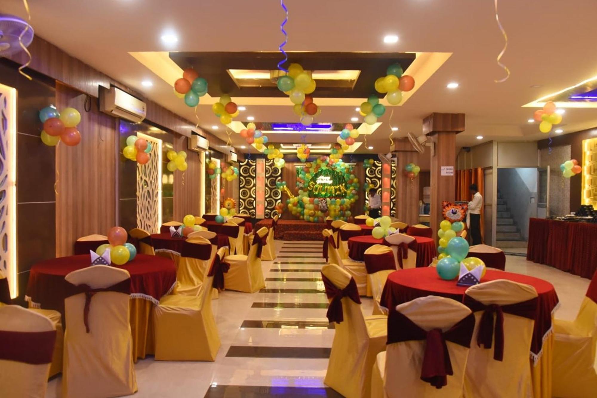 Hotel Shree Kanta Gurgaon Bagian luar foto