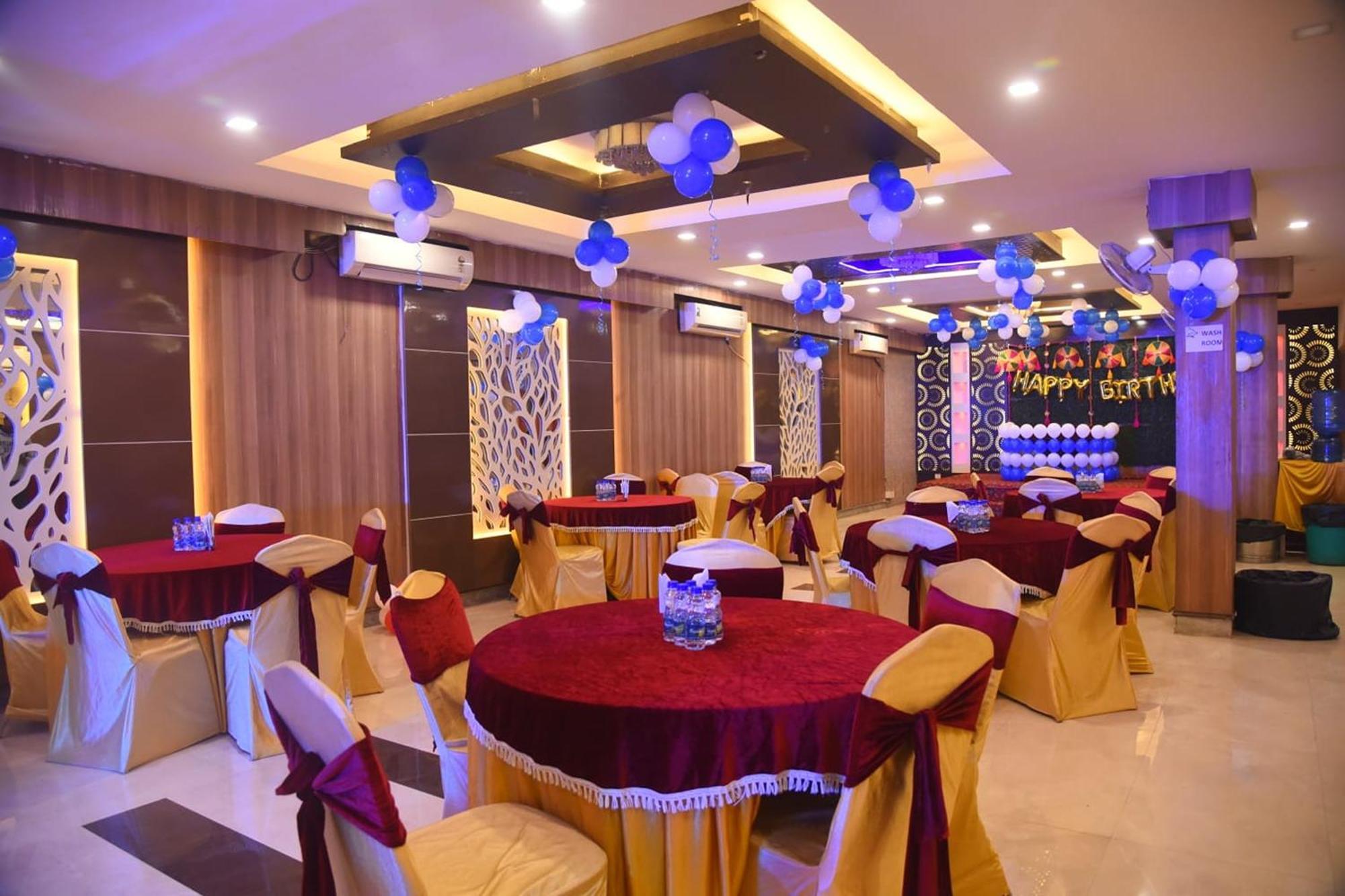 Hotel Shree Kanta Gurgaon Bagian luar foto