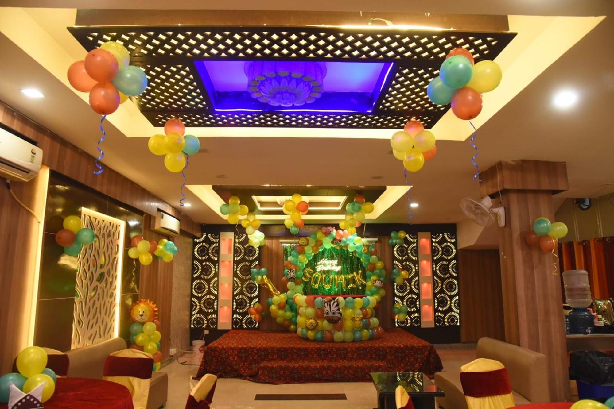 Hotel Shree Kanta Gurgaon Bagian luar foto