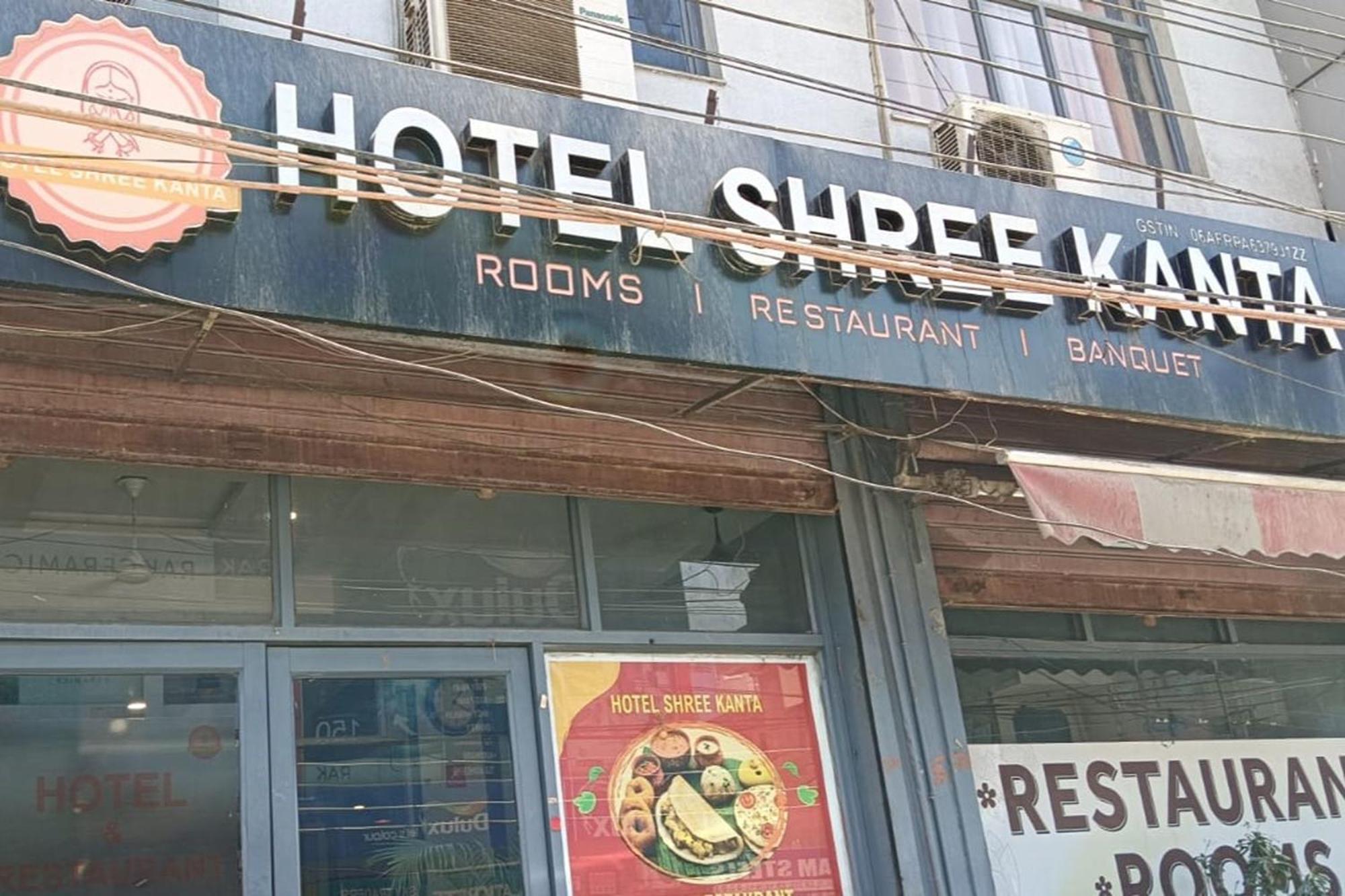 Hotel Shree Kanta Gurgaon Bagian luar foto
